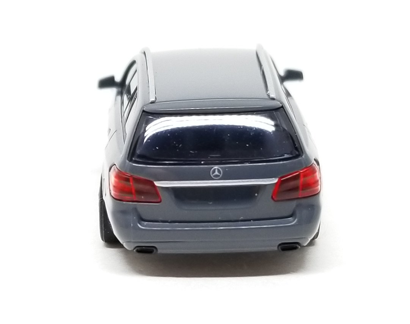 Illustration for article titled Surprise Saturday: Busch HO Scale Mercedes-Benz E-Class Wagon